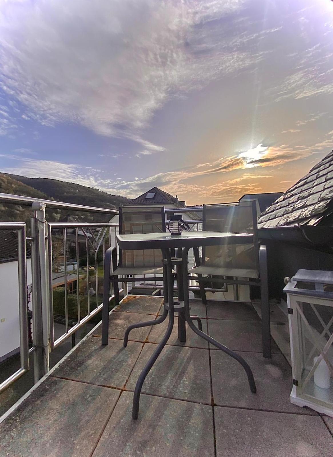 Ferienwohnung Sonnen - Terrasse Bernkastel-Kues Ngoại thất bức ảnh